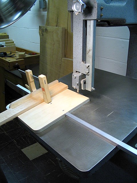 Cutting Angled Ends On Side Aprons